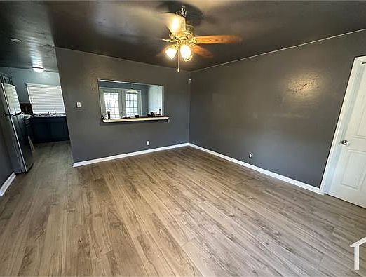4th image of 5199 Sagamore Dr