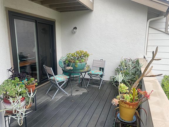 2nd image of 4523 Chateau Dr