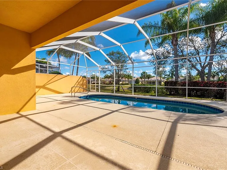 28329 Moray Dr — Photo 31