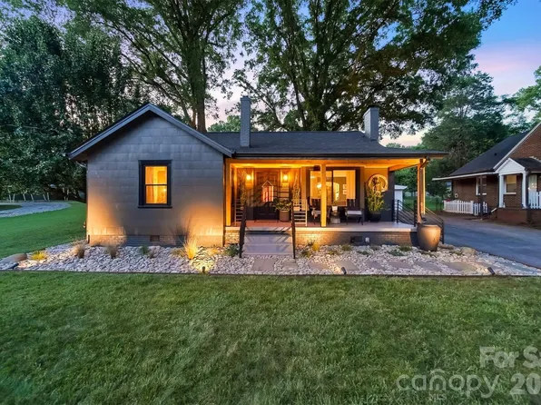 504 W 6th St, Newton, NC 28658