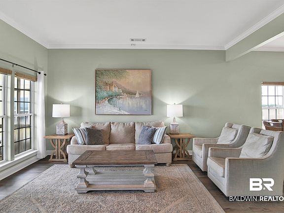 3rd image of 3772 Ponce De Leon Ct