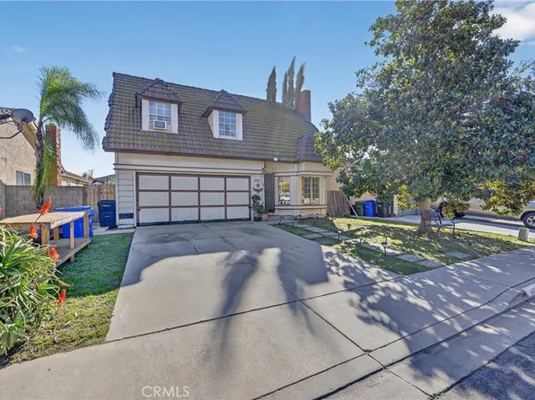 14015 Hillcrest Dr, Fontana, CA 92337