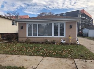 9513 Lavergne Ave, Skokie, IL 60077