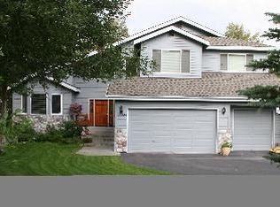 18350 Potter Bluff Cir, Anchorage, AK 99516