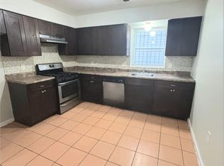 144 S 8th St, Newark, NJ 07107