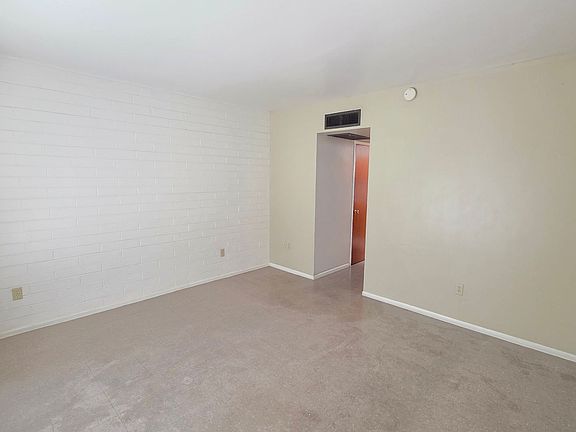 4th image of 1511 N Craycroft Rd APT 17