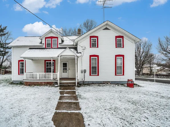 310 Chestnut St, Bloomingdale, MI 49026