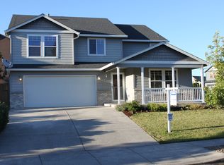 1638 N Falcon Dr, Ridgefield, WA 98642