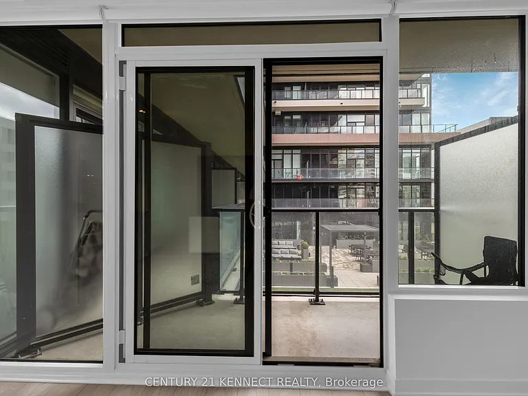 285 Dufferin St #307 — Photo 18