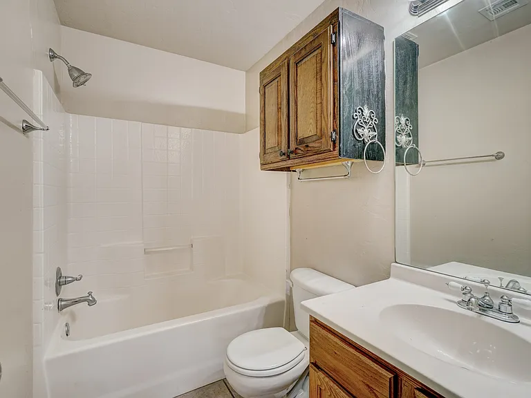 12324 SW 5th St — Photo 14