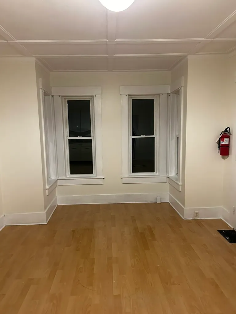 1 bed, $900 — Photo 1