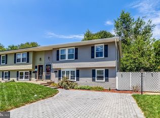 732 Chapelgate Dr, Odenton, MD 21113