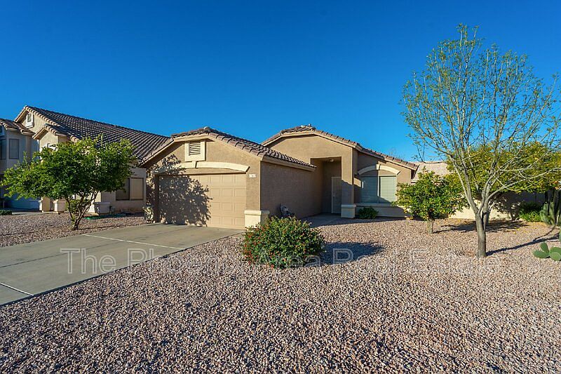 1st image of 1362 N McKenna Ln