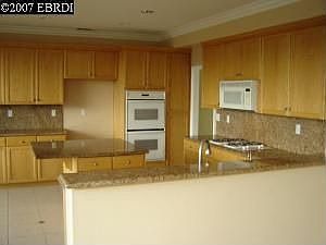 granite gourmet kitchen