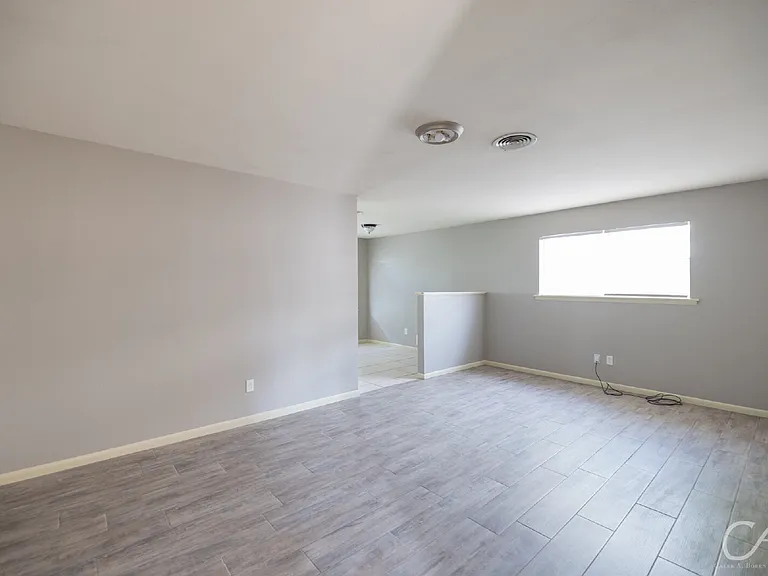 3140 S 23rd St — Photo 1