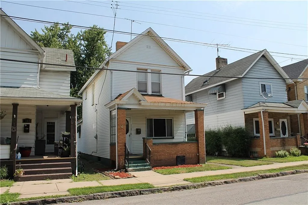 1107 Washington Ave photo 1