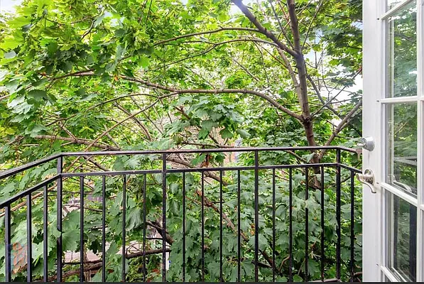 Rented by Century 21 Premier  | media 10