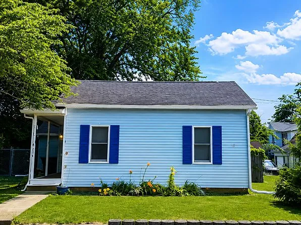 214 W Front St, New Carlisle, IN 46552
