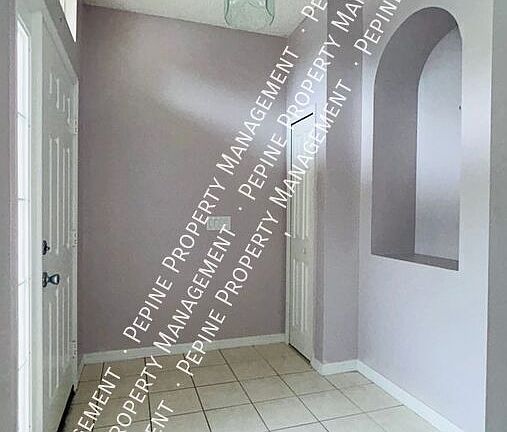 5th image of 3785 Shawn Cir