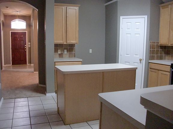 Kitchen & Hallway to front.