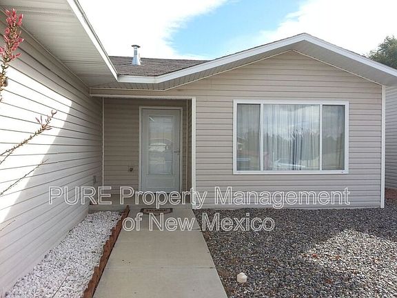 2nd image of 200 Valle Vista Dr