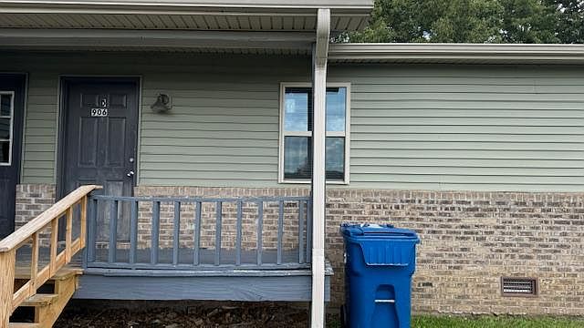 1st image of 906 Hillwood Dr APT C