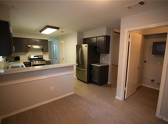 3rd image of 11473 Bristle Oak Trl