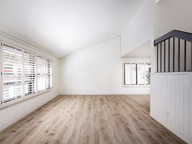 1441 N El Camino Dr — Photo 5
