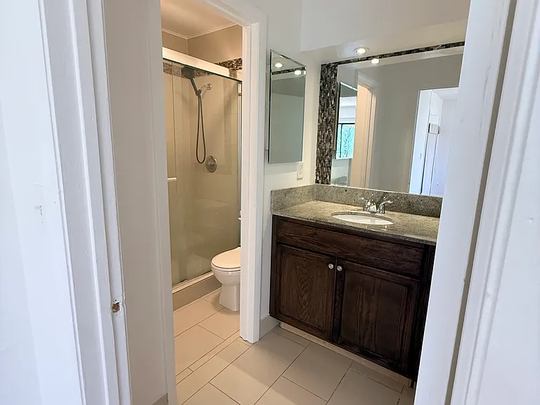 9645 SW 148th Pl — Photo 12