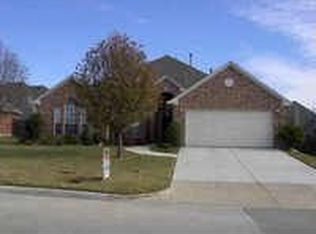 1902 Clover Hill Rd, Mansfield, TX 76063