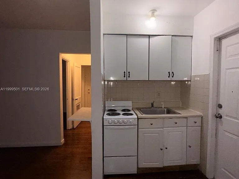 1955 Taylor St #1-2 — Photo 2