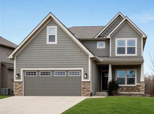 1117 Tamarisk Dr, Leavenworth, KS 66048
