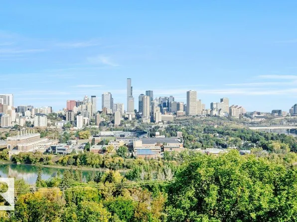 8728 Gateway Blvd NW #602, Edmonton, AB T6E 6K3