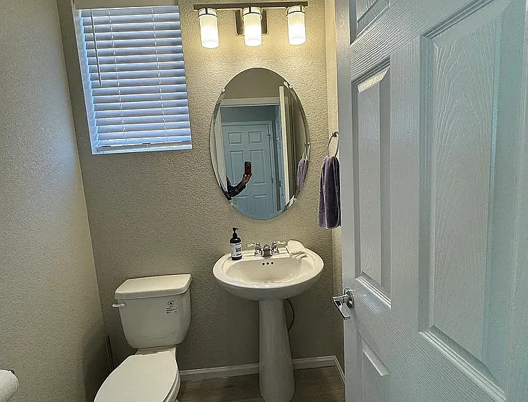 6606 N Cathay St — Photo 11