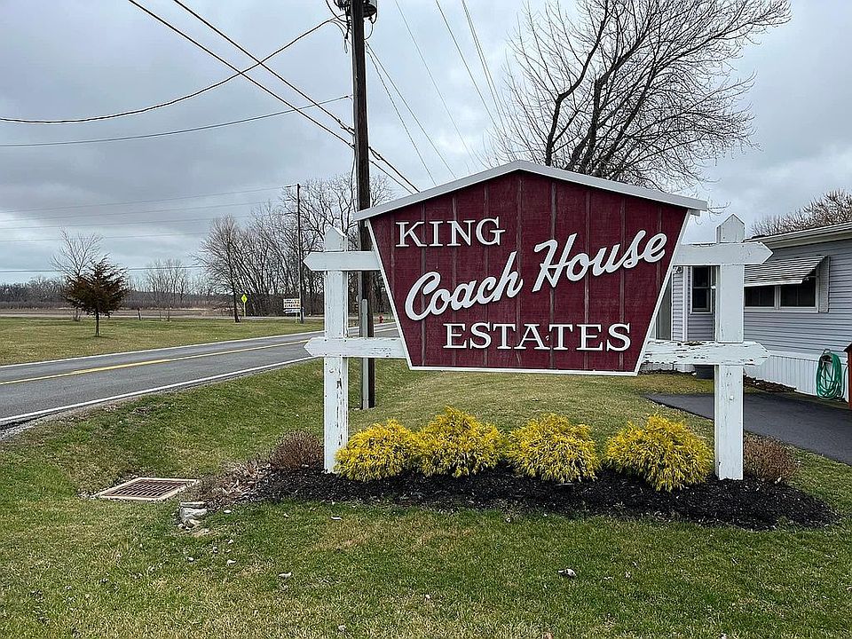 1st image of 31 Castle Dr