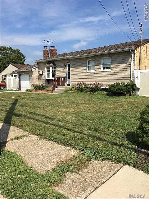1st image of 35 Evergreen Pl