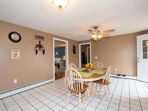 5th image of 36 Irving St