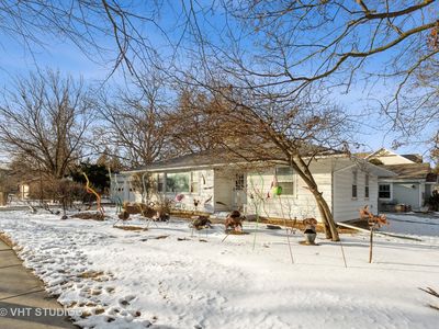 329 E 8th Ave, Naperville, IL, 60563