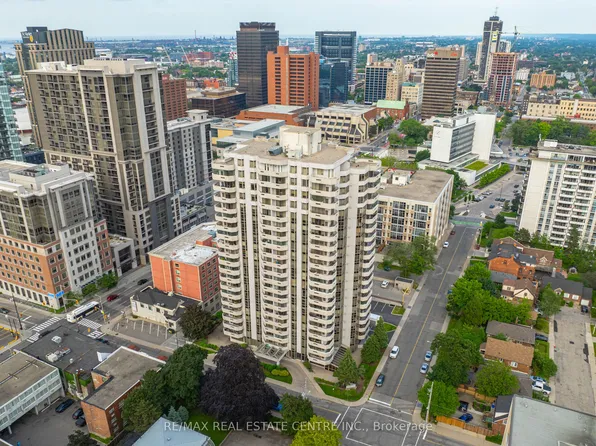 67 Caroline St S, Hamilton, ON