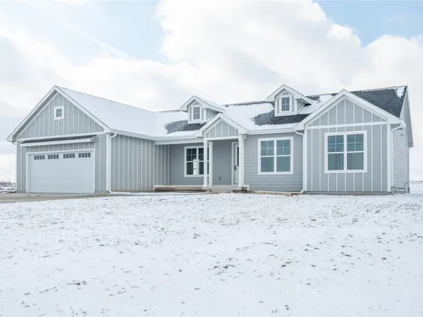 10532 90th Ave, Indianola, IA 50125