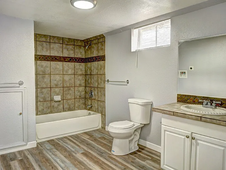 1340 Orchard Ave — Photo 16