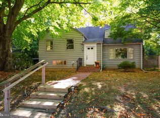 53 Wheatsheaf Ln, Princeton, NJ