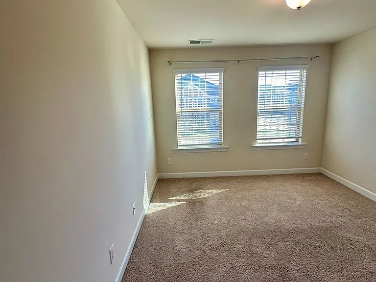 5607 Garrow Glen Rd — Photo 18