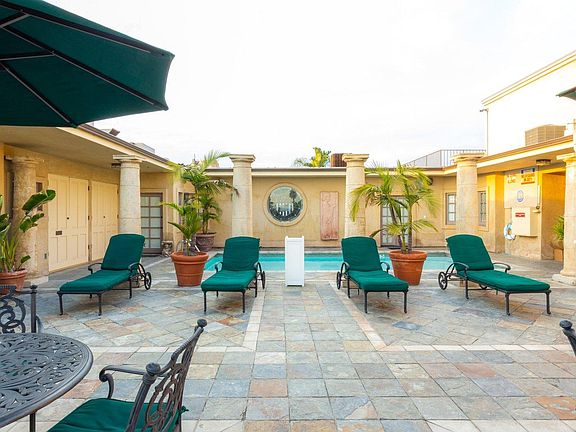 4th image of 435 N Oakhurst Dr APT 801