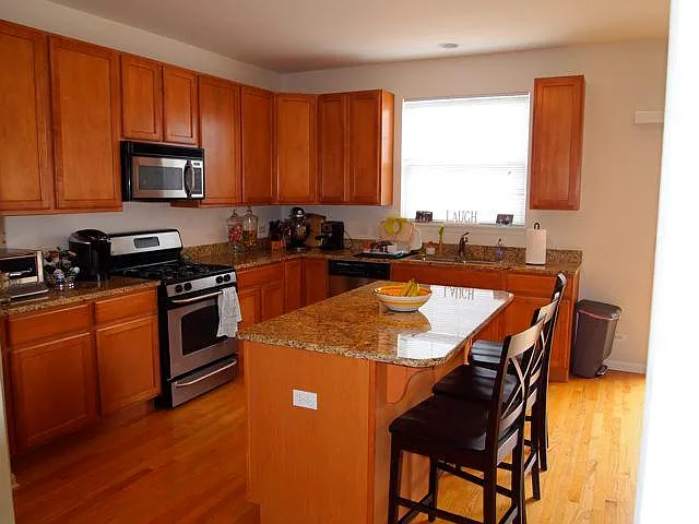224 River Front Dr photo 1