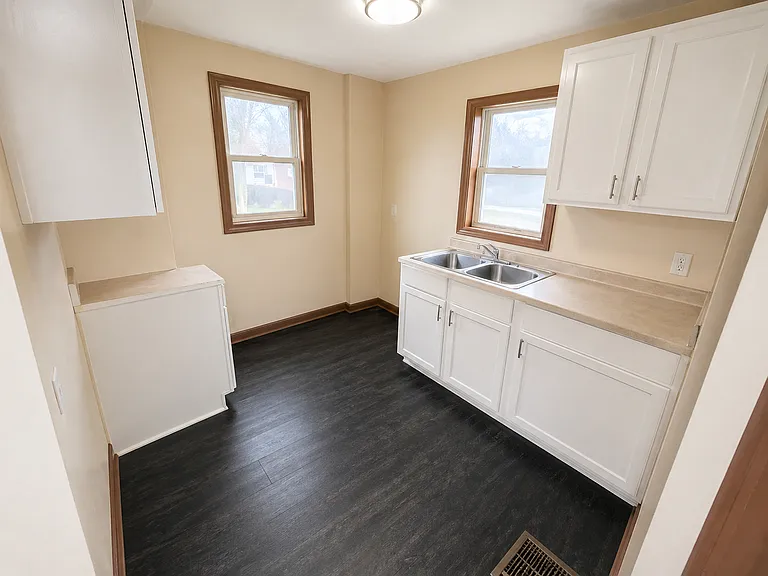 959 Cole Ave — Photo 4