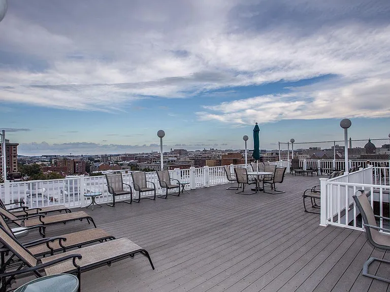 Rooftop deck
