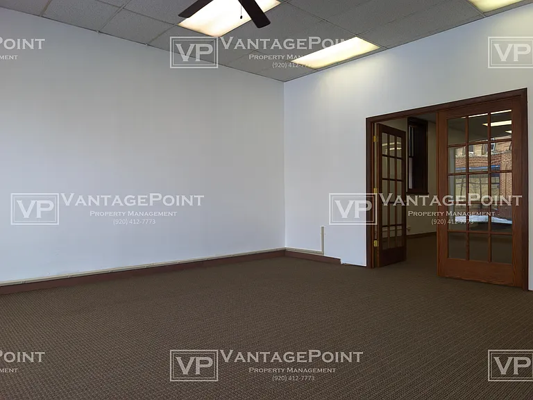Front display area