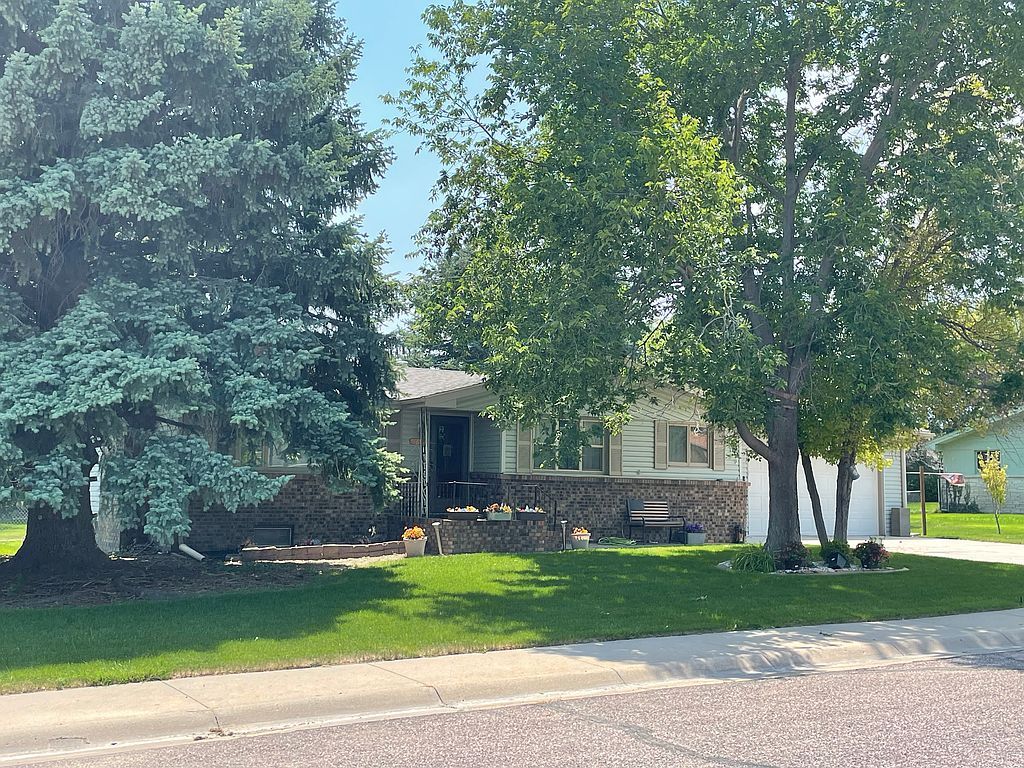 1695 Aspen St - Property Image