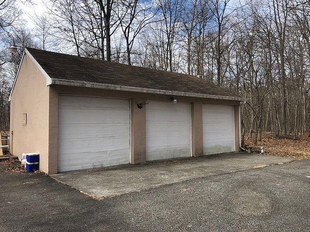 2nd image of 2934 Wickliffe Rd